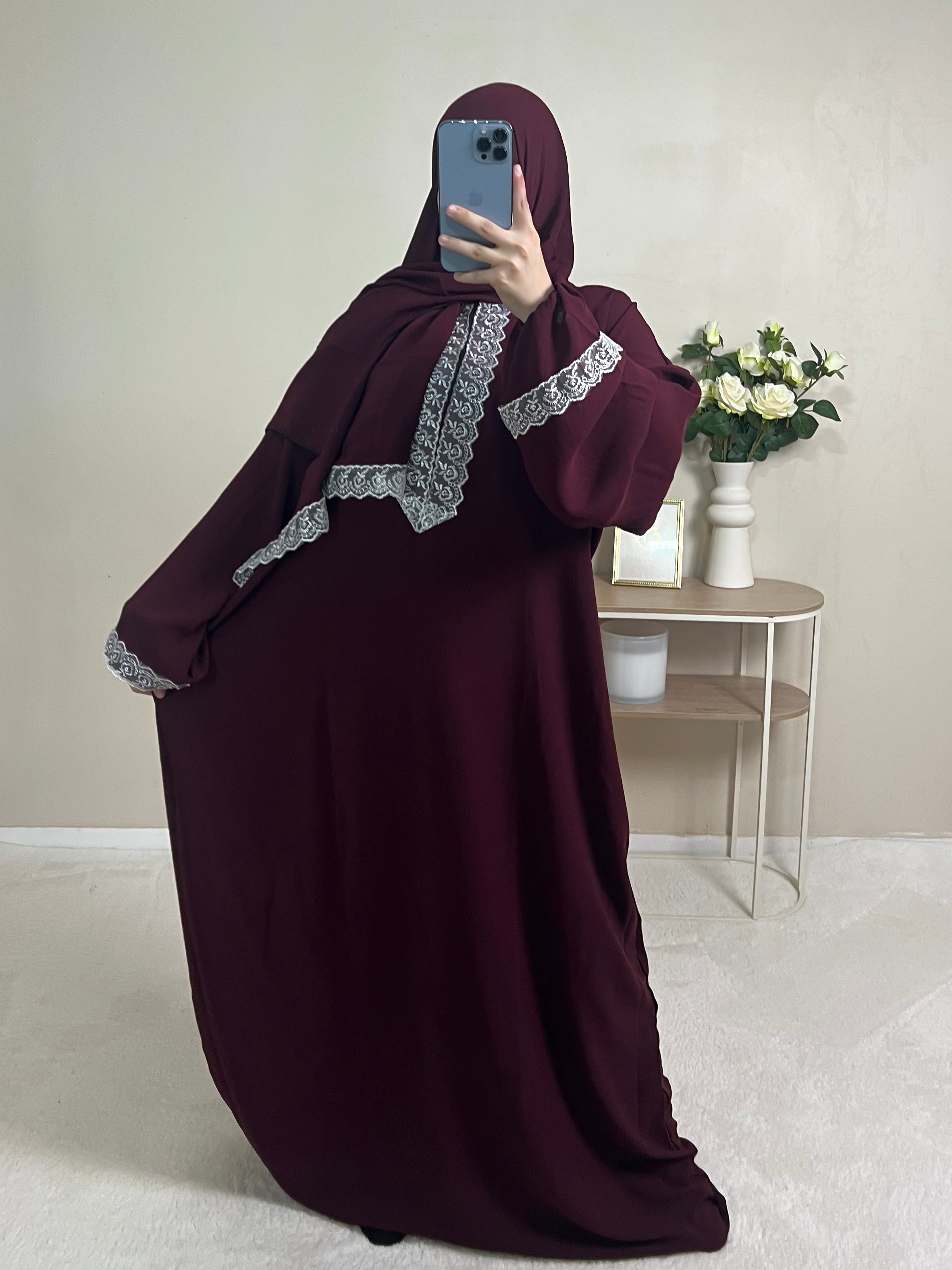 Tenue de prière Aubergine