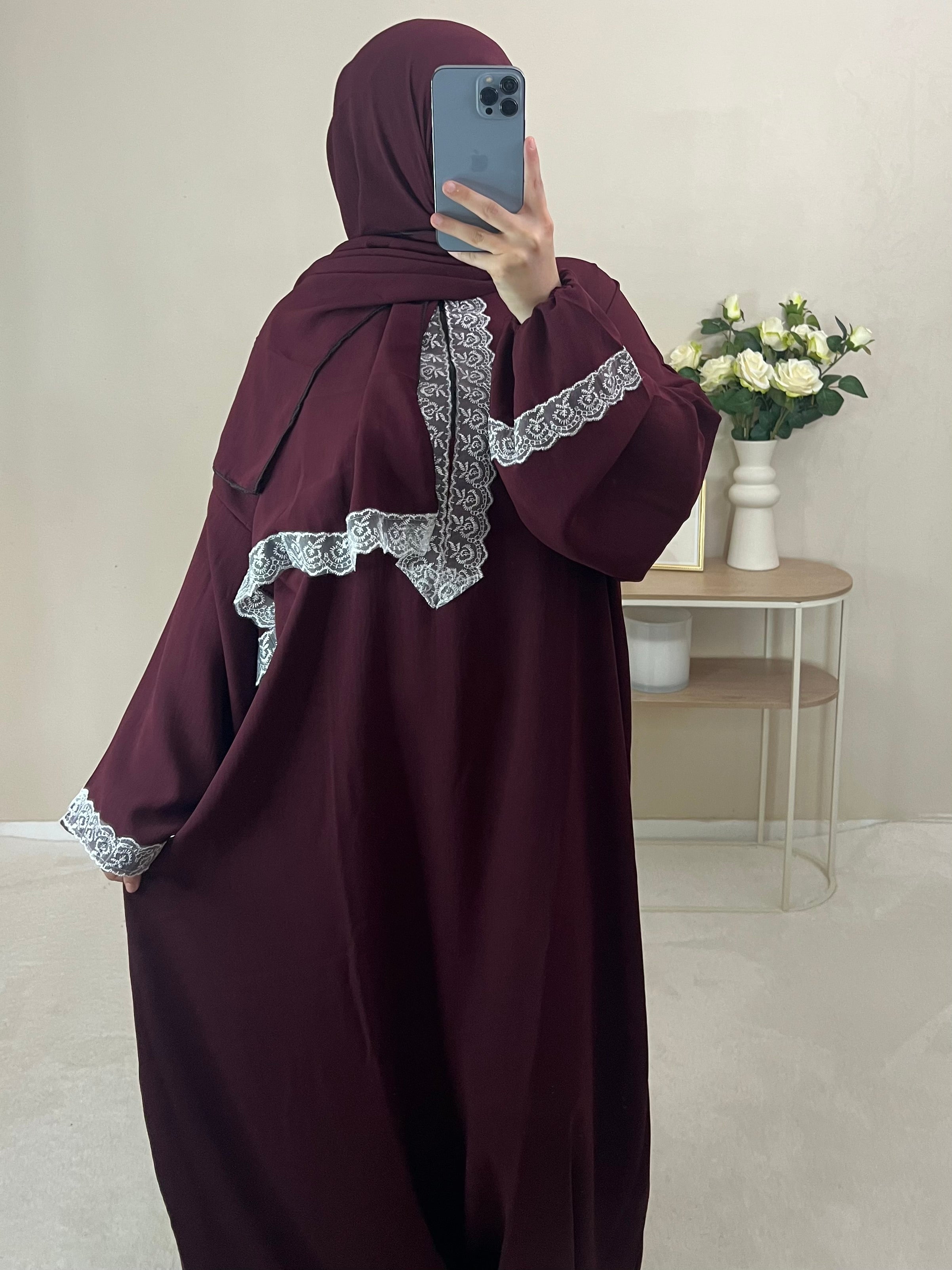 Tenue de prière Aubergine