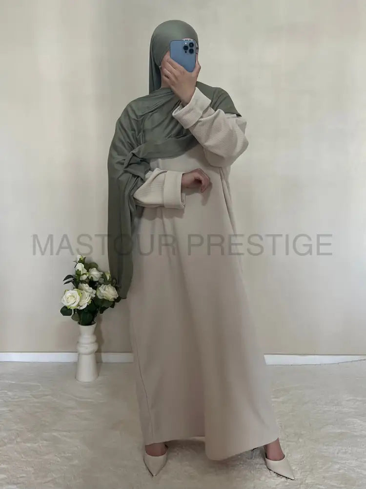 Abaya côtelé à poches Beige